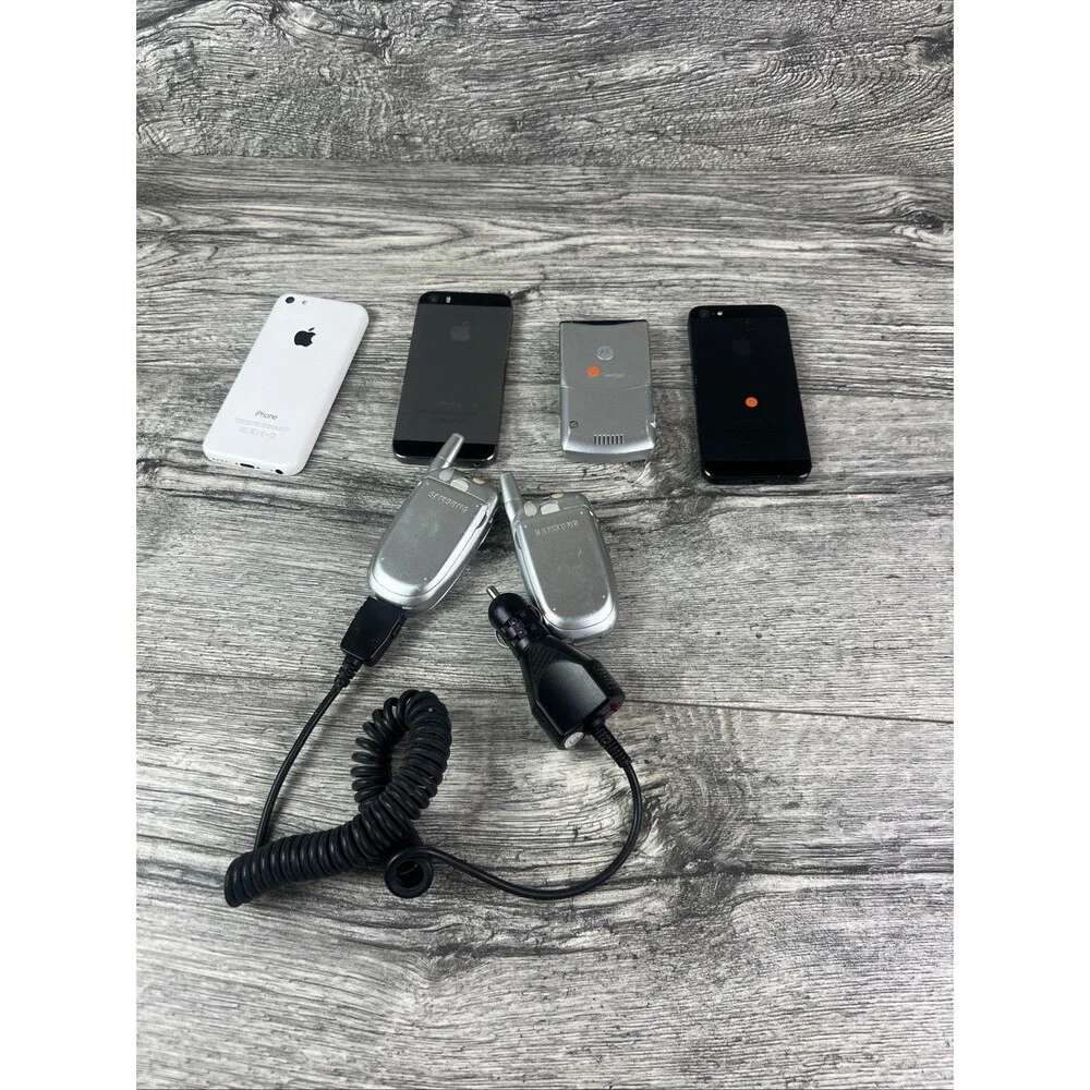 Lot of 6 Various Cell Phones Apple Samsung Motorola UNTESTED AS-IS PARTS REPAIR